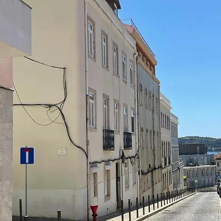 Belem Place - Free Parking Area * Лиссабон